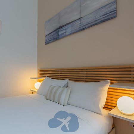 Appartement Airport House à Bari Extérieur photo